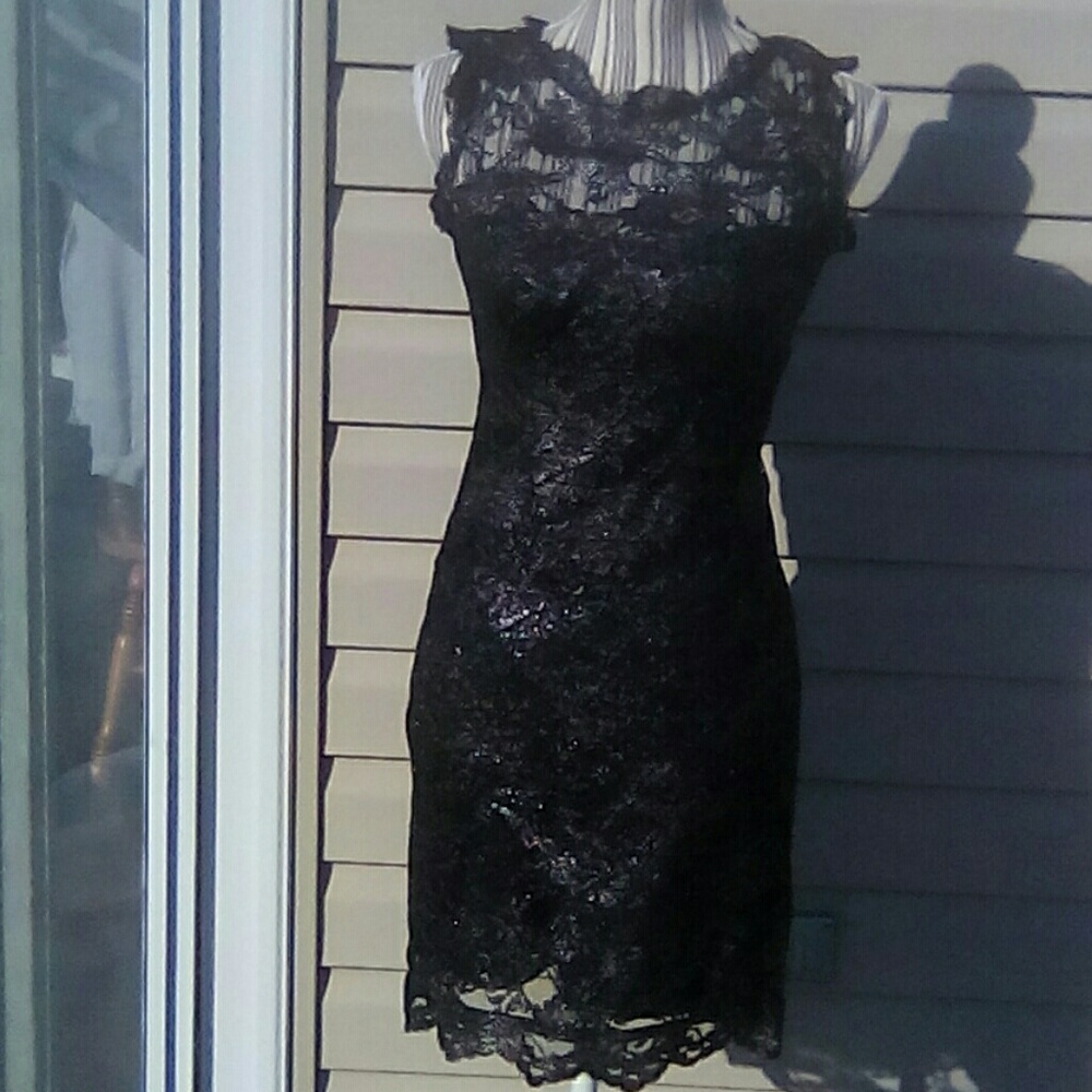 Nicole Miller Black Lace Dress Sz4 EUC - Picture 1 of 8